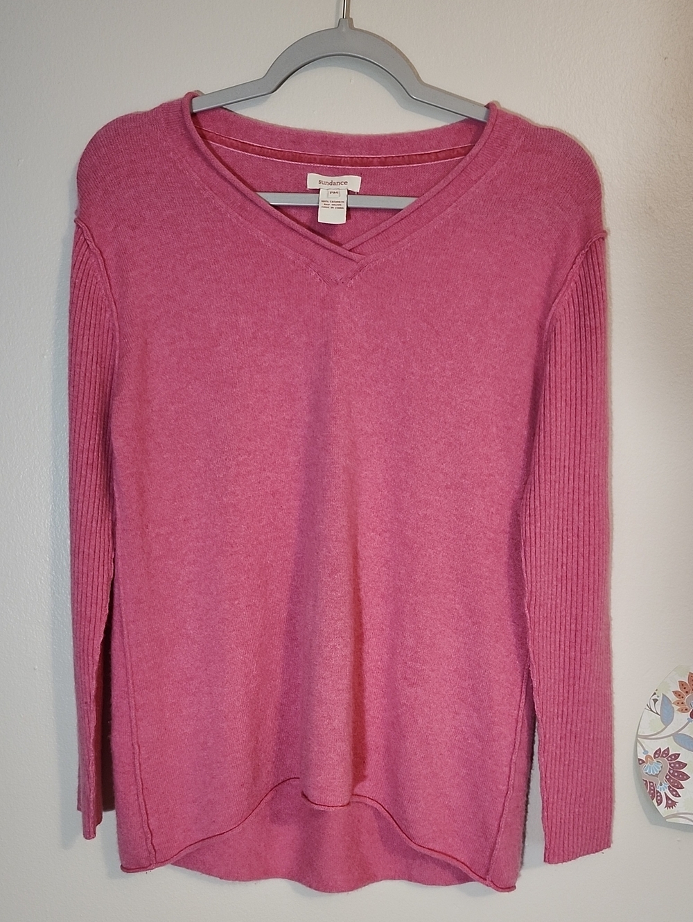 Sundance V-Neck 100% Cashmere Pullover Sweater - Rose Pink Size PM